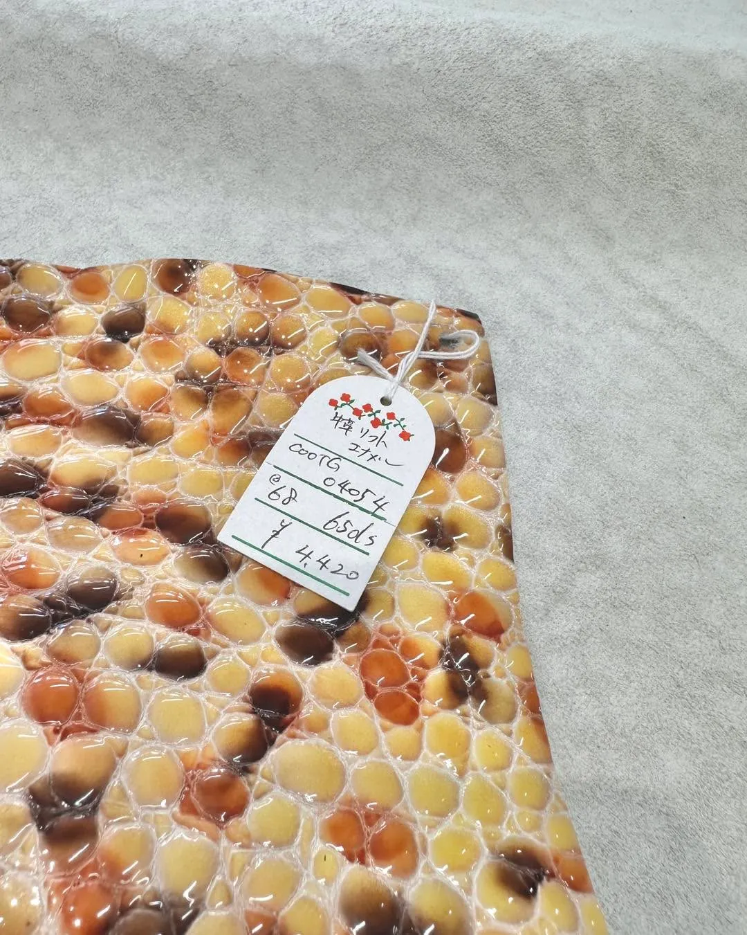 🐄光をまとった『チョコチップカラーのレザー』✨